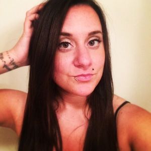 Meet your Posher, Dana