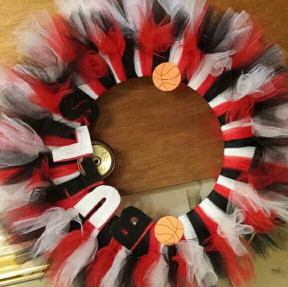 Bulls Wreath