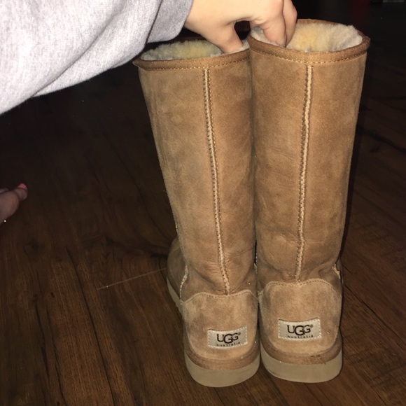 UGG AUSTRALIA BOOTS❤️