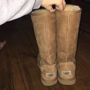 UGG AUSTRALIA BOOTS❤️