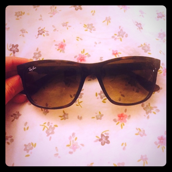 Raybans. Still in good condition.