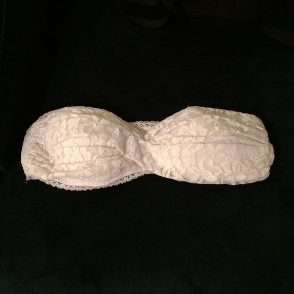 Abercrombie & Fitch White Lace Bralette