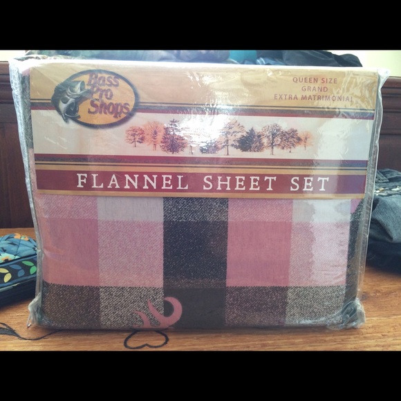 Bass pro flannel sheets for queen S bed