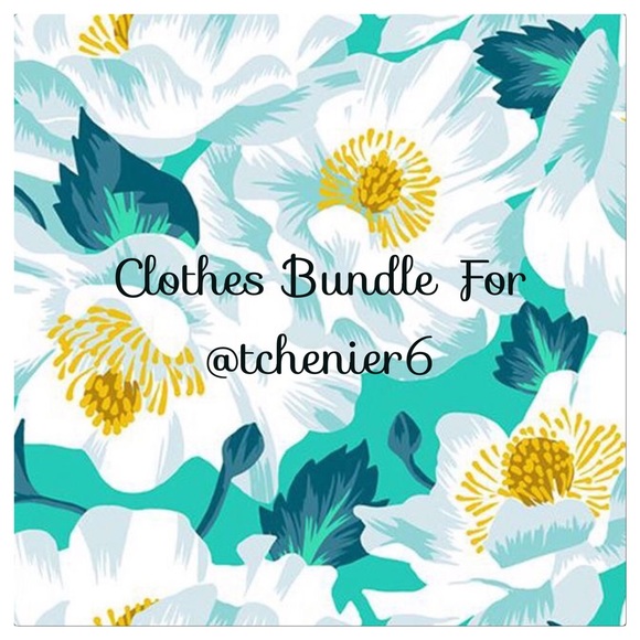 Clothes Bundle for @tchenier6 ☺️