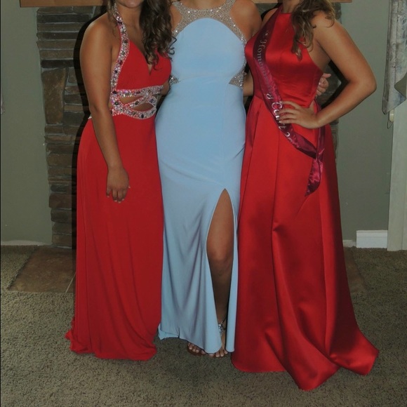 Dresses & Skirts - Prom / homecoming dress