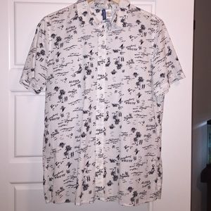 Medium H&M Hawaiian Button Up shirt