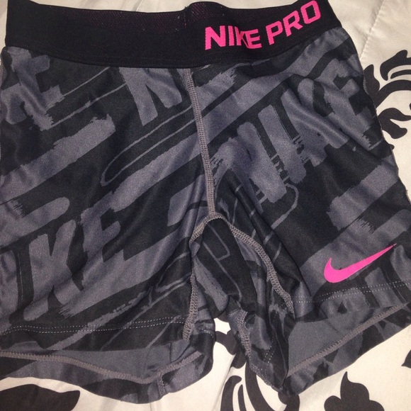 NIKE PRO - Picture 1 of 1