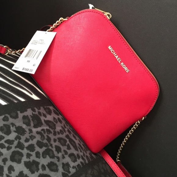 🚫SOLD ON M🚫Repost of Brand new MK bag ❤️❤️
