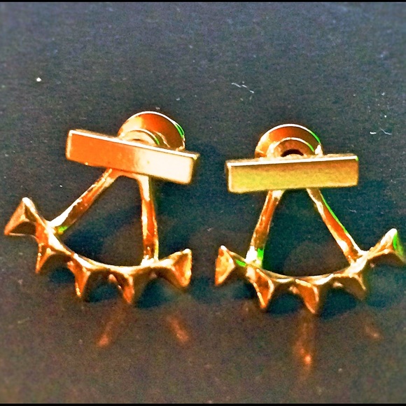 Sunahara 14k gold-plated Pyramid ear jacket