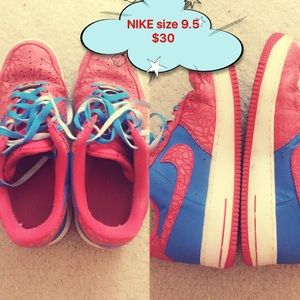 NIKE Shoes