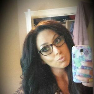 Meet your Posher, Valaree