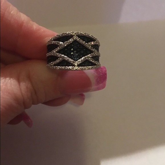 Blue and white diamond ring