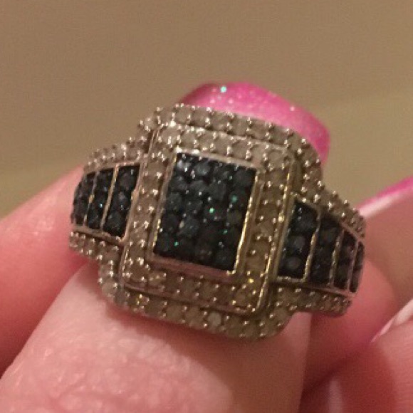 Tuxedo blue and white diamond ring