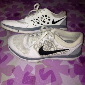 Nike Women's Flex Run 2015