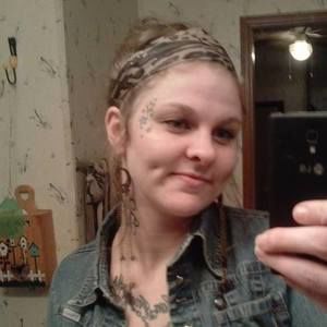 Meet your Posher, Candice