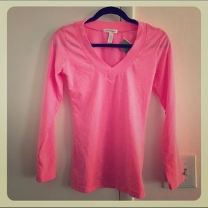 Pink long sleeved tee - NWT - Size Large