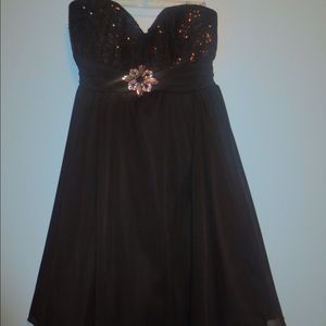 Sequenced strapless Black mini dress