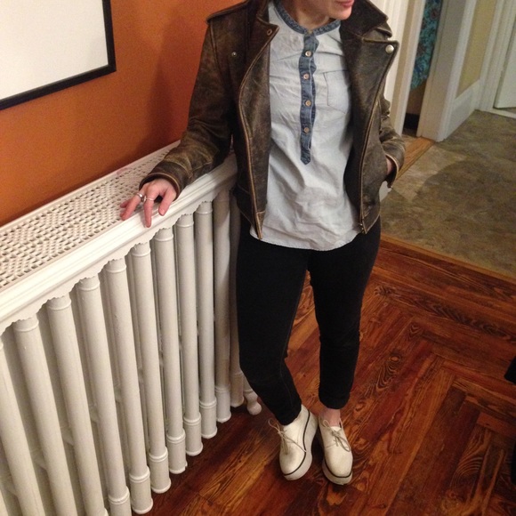 J Crew Denim Shirt - Picture 3 of 3