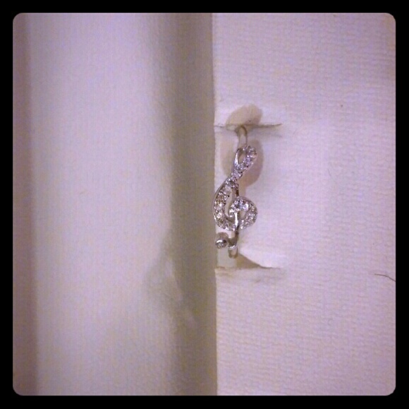 Sterling silver Diamond music cleft note - Picture 1 of 1
