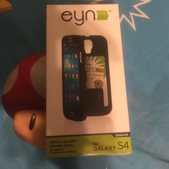 Eyn peacock Galaxy s4 new in box