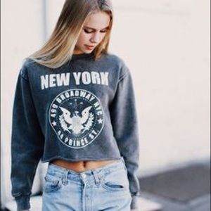 Brandy Melville New York Crop Sweatshirt