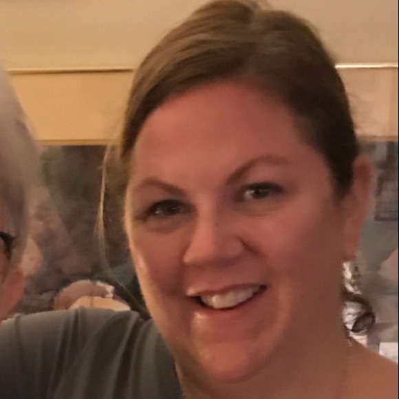 Meet your Posher, Rebecca - Picture 2 of 6