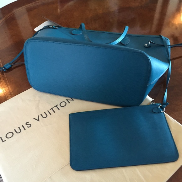 : SOLD : Louis Vuitton Epi Neverfull Tote - Picture 2 of 4