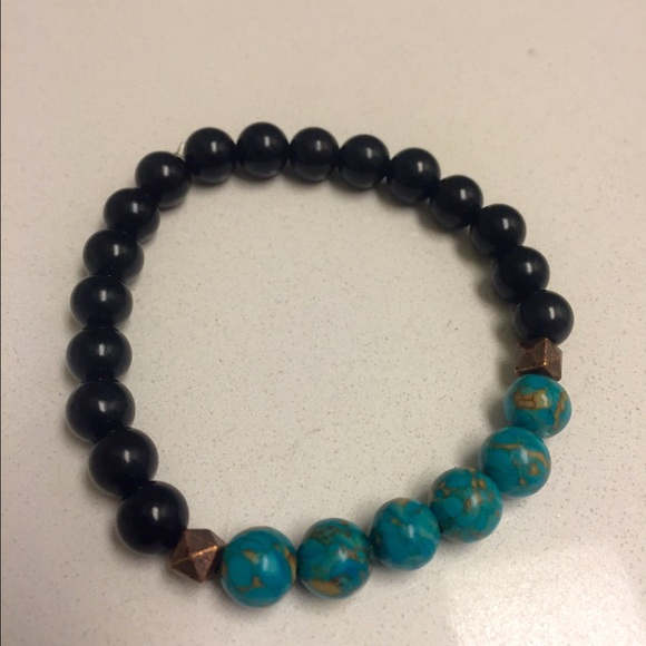 Mens turquoise and black bead bracelet