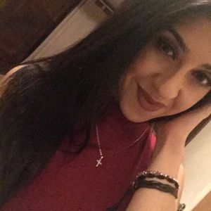 Meet your Posher, Jasmine