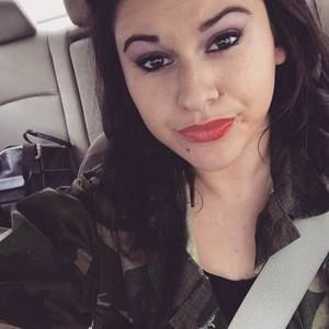 Meet your Posher, Lauren