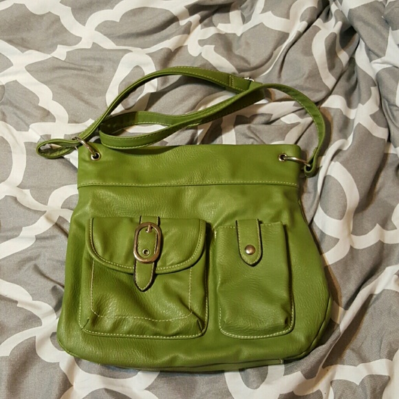 Green crossbody bag