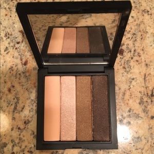 Charlotte Ronson "Henrietta" eyeshadow quad