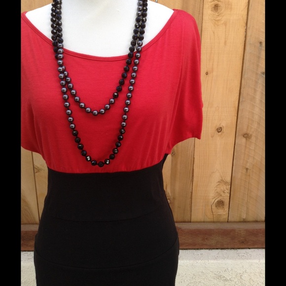 Wet Seal Dresses & Skirts - 🔴LAST DAY🔴Black and Red Colorblock Dress.