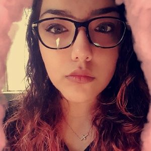 Meet your Posher, Gabrielle