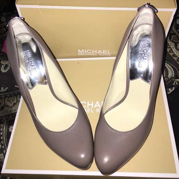 Michael Kors Pumps