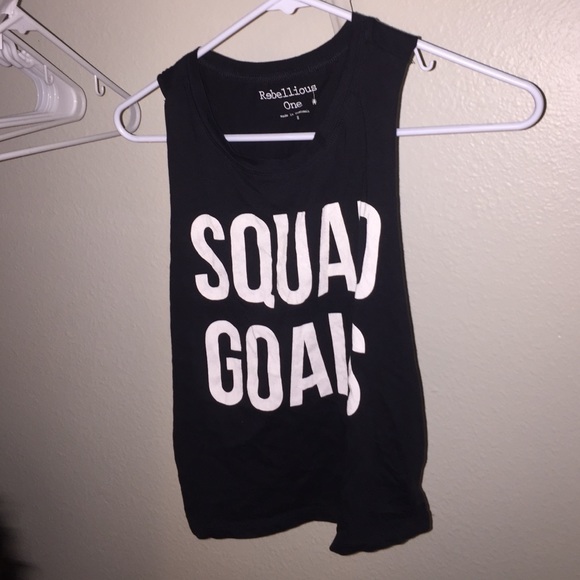 Muscle tee
