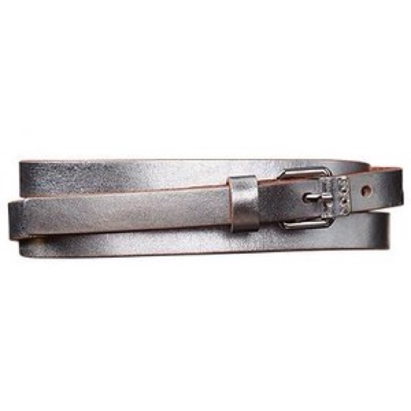 Metallic silver belt