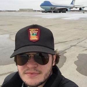 Meet your Posher, Mitchell