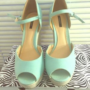 teal wedges