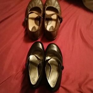 Bundle of 2 shoes