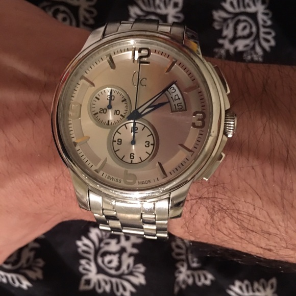 Men's Guess Collection watch. Sapphire Crystal - Picture 2 of 4