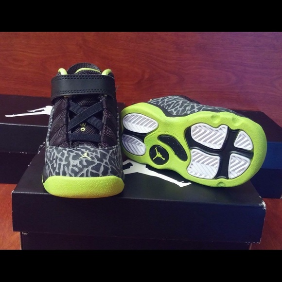 Jordan 6 Rings (Venom Green)
