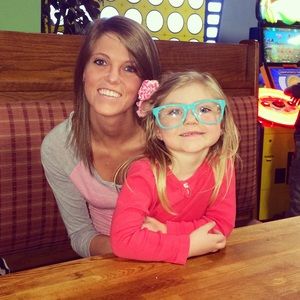 Meet your Posher, Stacy