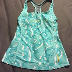 Nike Live Strong workout top!  Built in bra