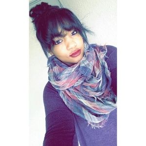 Meet your Posher, Vicky