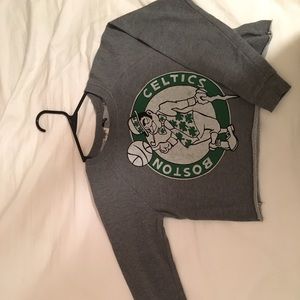 Forever 21 Boston Celtics cropped sweatshirts