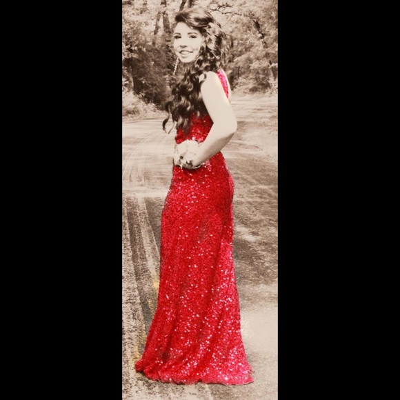 Prom dress - Picture 4 of 4