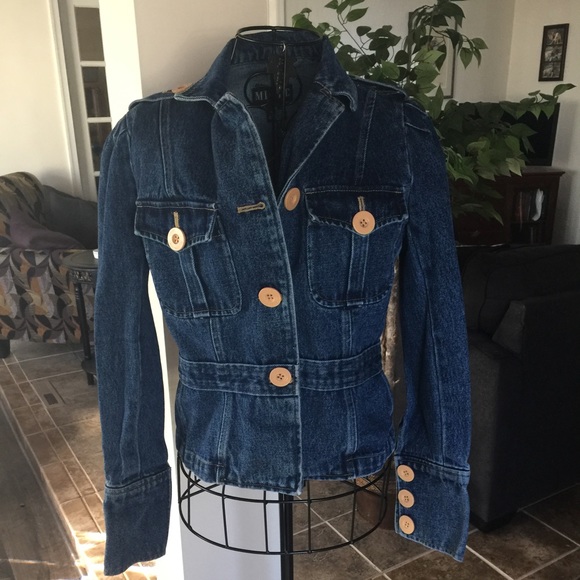 Mix It Jackets & Blazers - Tailored fit denim spring jacket!
