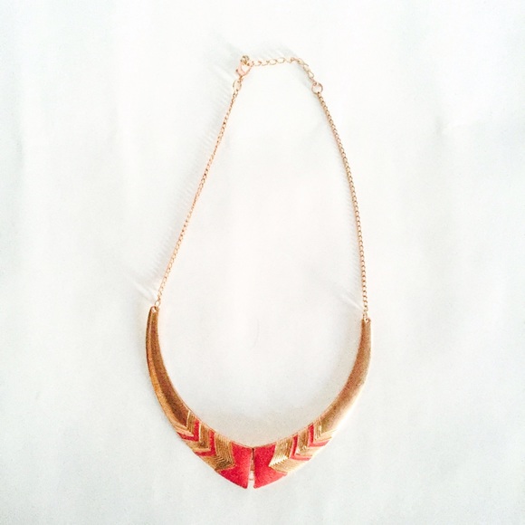 Pink + gold short collar necklace with chain