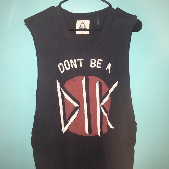 UNIF 'Don't be a Dik' tee